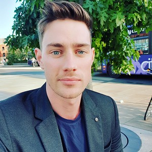 Harrison Hall: Speaking at the Call and Contact Centre Expo